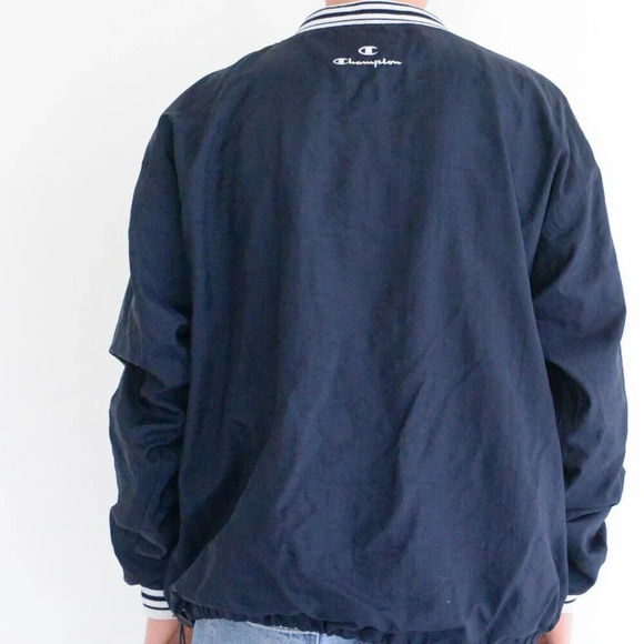 VTG 90S Champion Wisconsin Badgers Navy 100% Nylon Pullover Windbreaker Jacket L - Picture 2 of 12